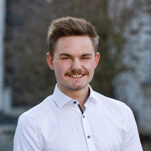 Portraitfoto Tim Bausch, Facharbeiter